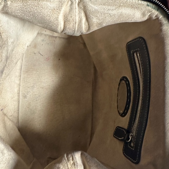 Fendi Vintage Black Leather
Doctor Hand Bag - Picture 10 of 12